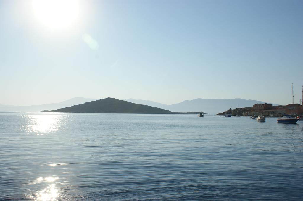 Villa Amalia Χάλκη Εξωτερικό φωτογραφία